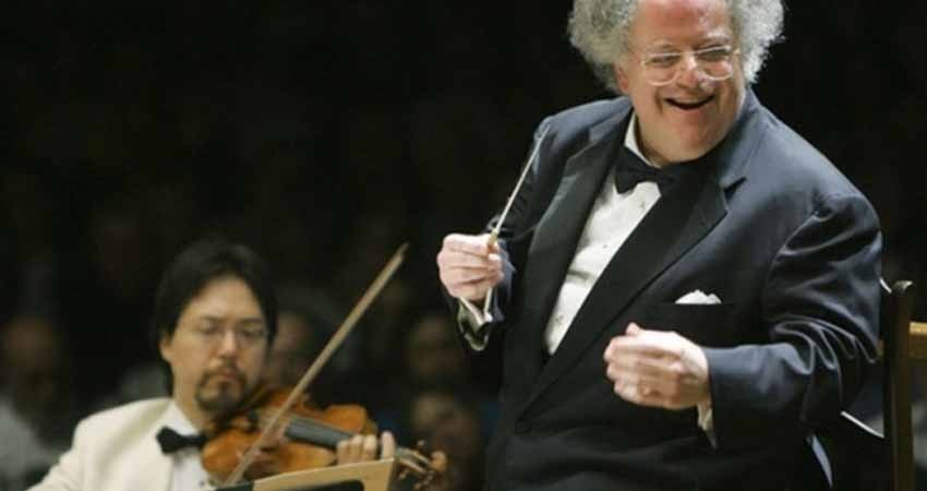 El 'Met' suspende relación con James Levine por acoso sexual