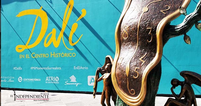 Centro Histórico de la CDMX acoge esculturas de Dalí