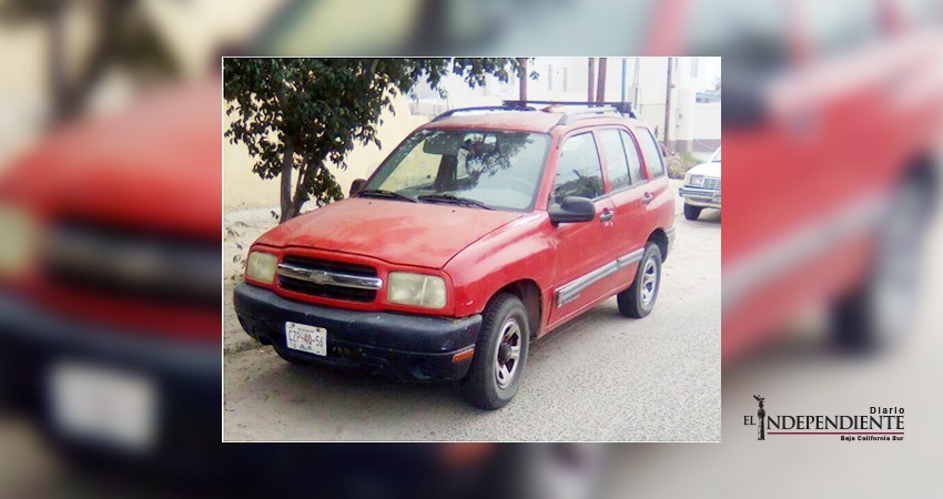  Localizan vehículo con reporte de robo en La Paz