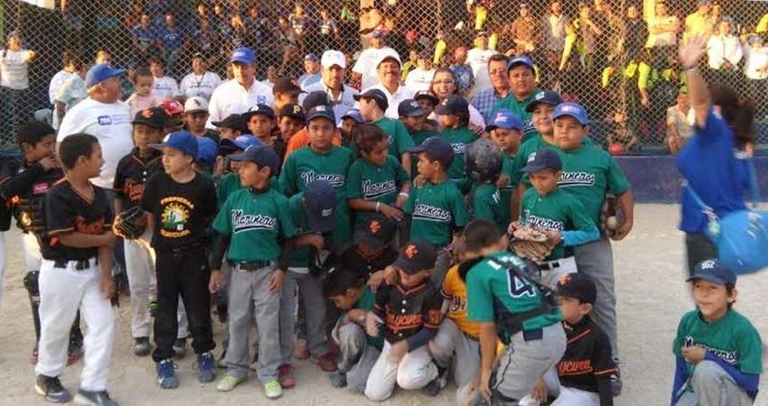 Clausura actividades la Escuela de Béisbol Flavio Torres Quintero