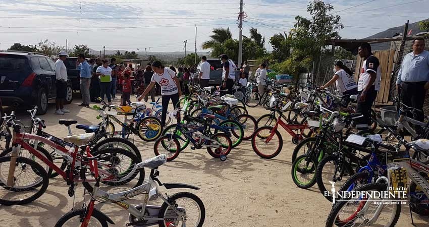 Realizó Cruz Roja Los Cabos entrega de juguetes a niños de escasos recursos