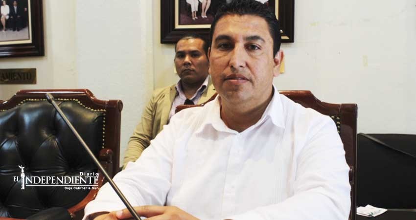 Samir Savin solicita a Cabildo licencia por 30 días naturales