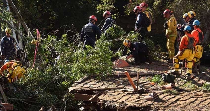 Aumenta a 20 los muertos por aludes en California