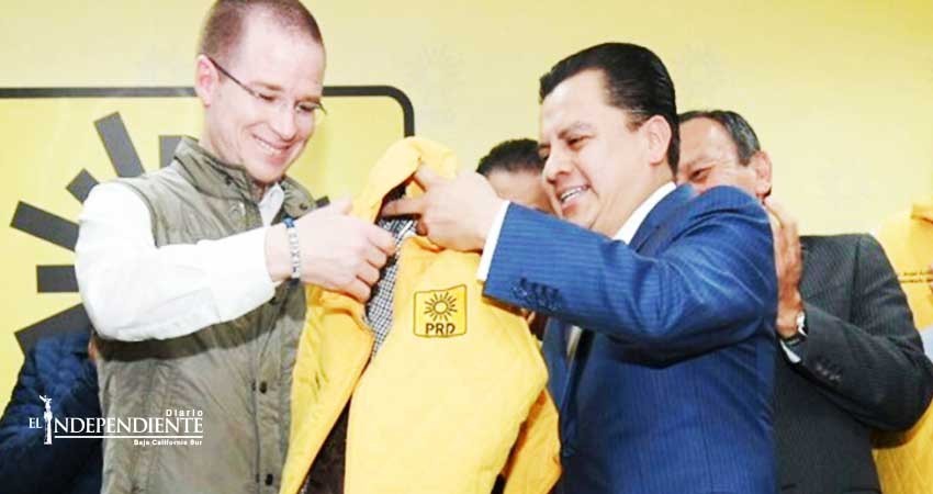 Arropan corrientes perredistas a Ricardo Anaya