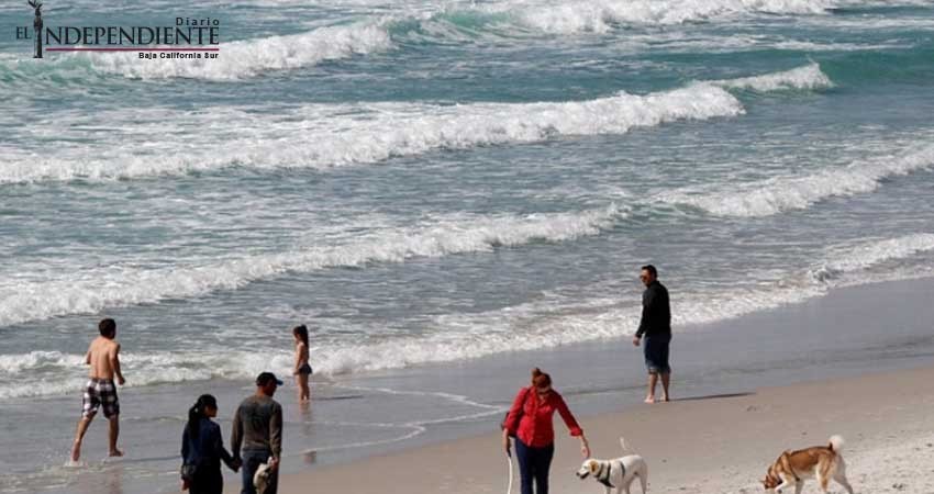 Cierran playas en California por derrame de aguas negras