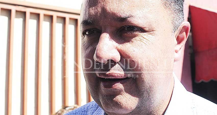 Valida INE firmas del candidato independiente Ricardo García de León