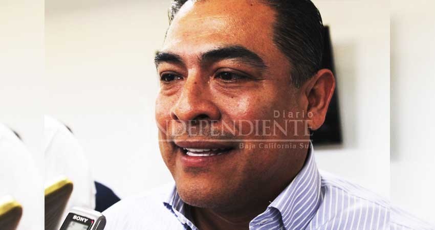 De la Rosa no se separará del cargo para participar en proceso electoral