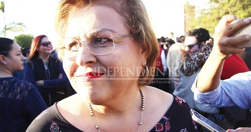 Esthela Ponce, la diputada más faltista; Ernesto Ibarra, el que más asiste al pleno