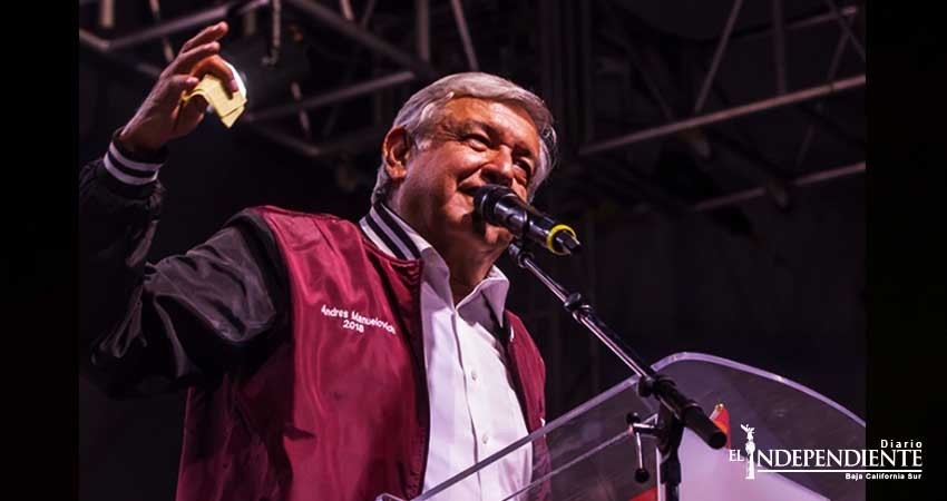 López Obrador propone descentralizar gobierno federal