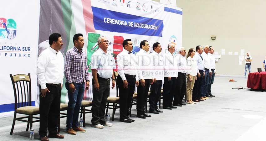 Inauguran “Copa Mundial Satélite Esgrima”