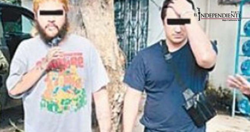 Ejército detiene en Tenosique a 2 estadunidenses con metralletas R15