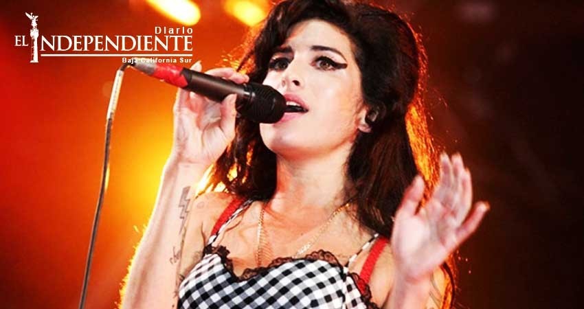 Comparten tema inédito que Amy Winehouse grabó a los 17 años