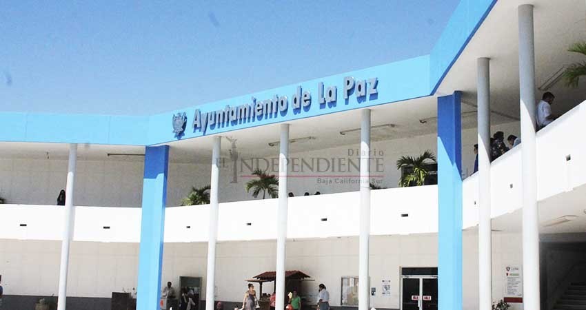 Paga Ayuntamiento 16 mil pesos en comida para funcionarios en restaurante de La Paz
