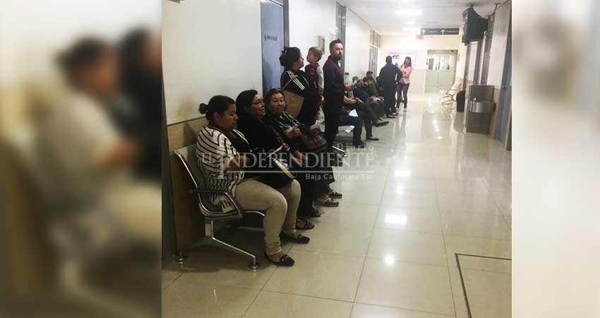 Ofrece disculpa IMSS a pacientes de laboratorio tras “plantarlos” en día feriado