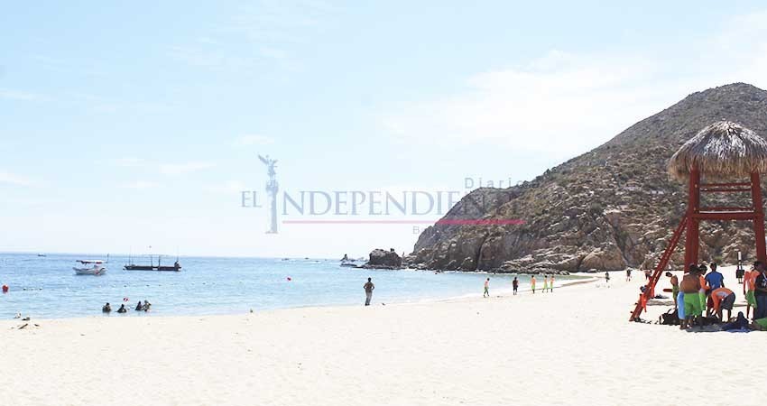 Doscientos cuarenta trabajadores de Zofemat resguardan playas de Los Cabos