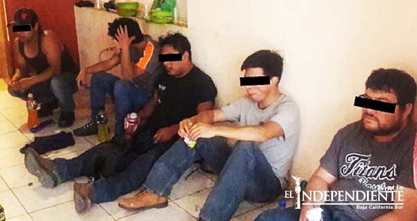 Rescatan a 12 migrantes plagiados hace 22 días en Chihuahua