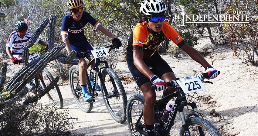 200 ciclistas tras la conquista de san miguel de Comondú