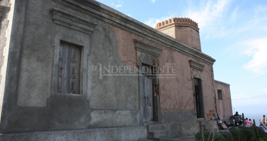 Asociación “Yenekamú” se prepara para celebrar el 110 aniversario del Faro Viejo de Cabo Falso