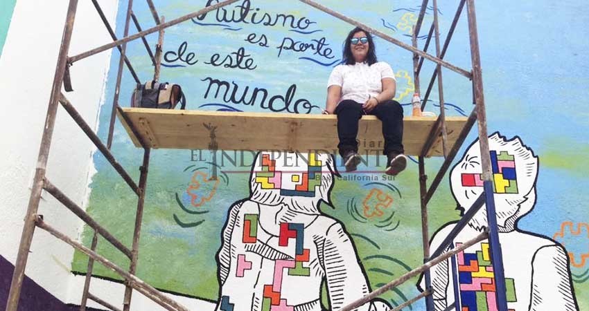 Niños con autismo participan en la Ruta del Mural