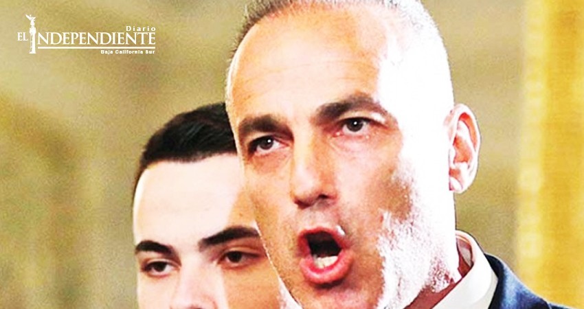 Padre de víctima en tiroteo demanda a policía 'cobarde'