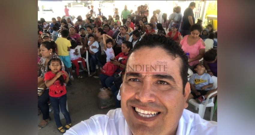 Brindaremos total apoyo a quienes forjan generaciones: Alejandro Rojas