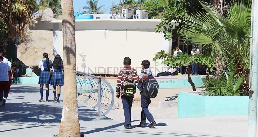 Atención y comprensión piden jóvenes estudiantes en Los Cabos
