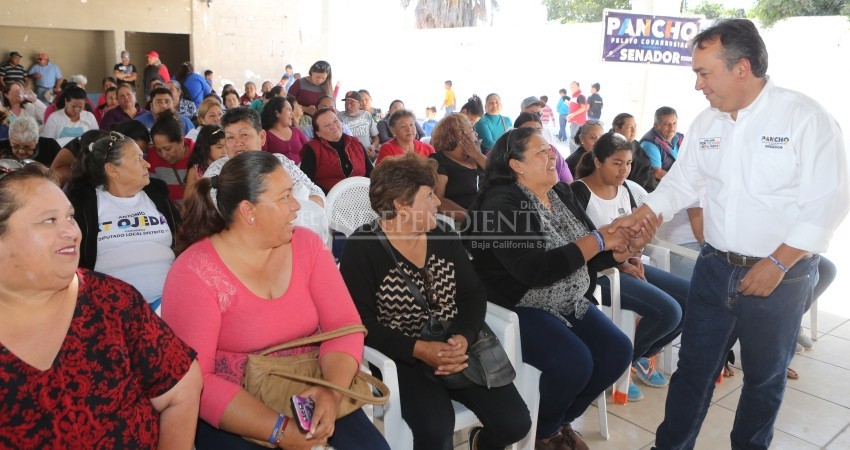 Ningún barco va a remover fosfato en el Golfo de Ulloa: Pancho Pelayo