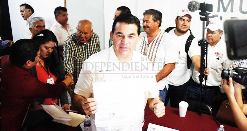 Registra Morena planilla a la alcaldía de La Paz sin cambios