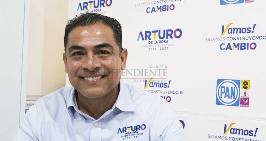 Recibo muestras de confianza de la sociedad: Arturo de la Rosa Escalante en miras a la reelección