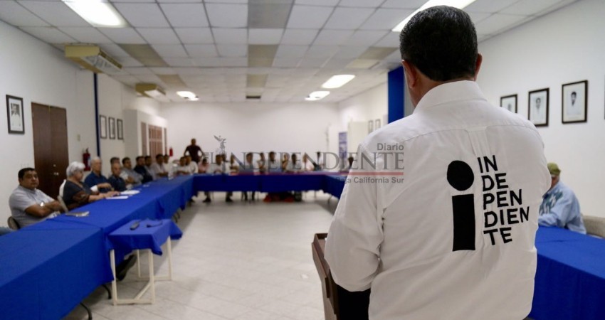 Firma García de León compromisos para impulsar la pesca