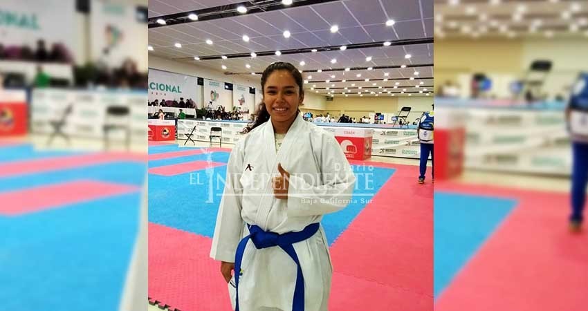 Logran karatecas 2 medallas de oro en nacional juvenil