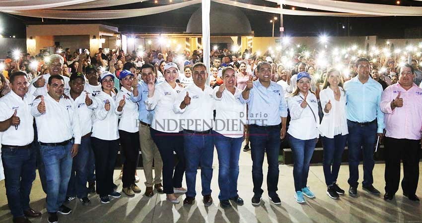 Se reúne Eda Palacios con la estructura electoral de Los Cabos