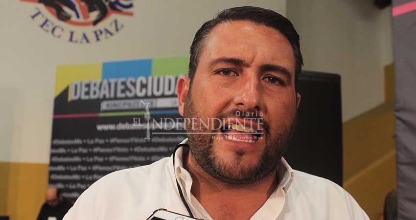 No deben politizarse las denuncias en contra de Esthela Ponce: Ricardo Barroso