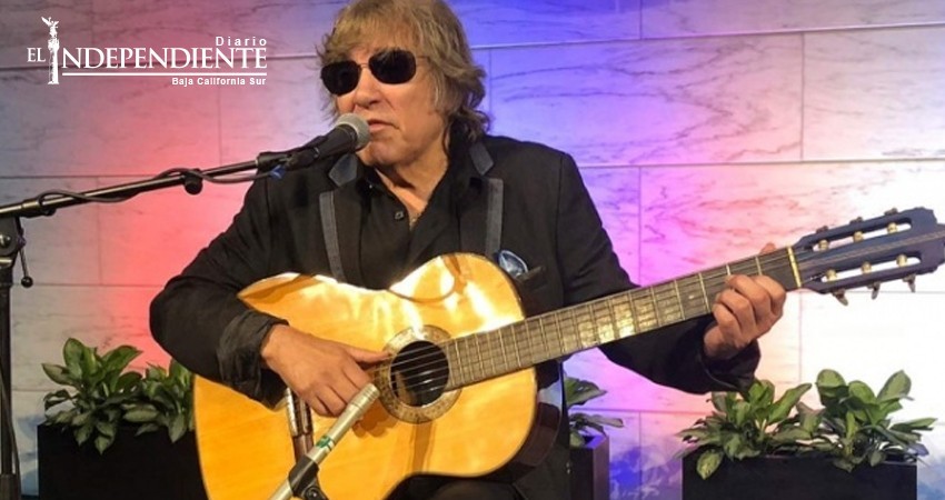 José Feliciano dona guitarra a Museo de Historia en EU
