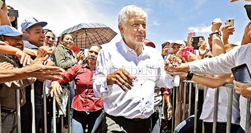 AMLO plantea consulta por aeropuerto