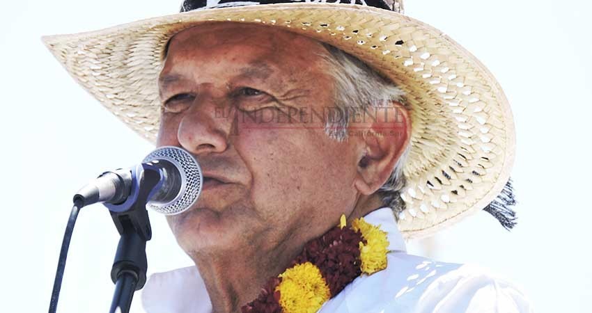 AMLO respalda a Rubén Muñóz en su última visita a BCS