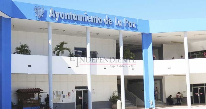 Ciudadanos reprueban en confianza al gobierno municipal de La Paz