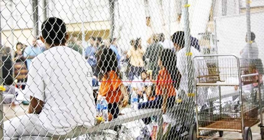 Niños deben estar en las aulas, no en jaulas, afirma SNTE