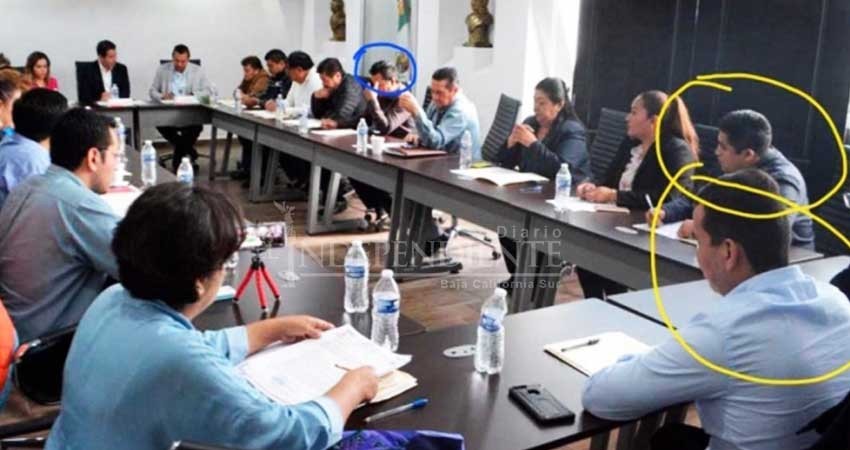 Regidores que asaltaron un Oxxo en Hidalgo reclaman su curul