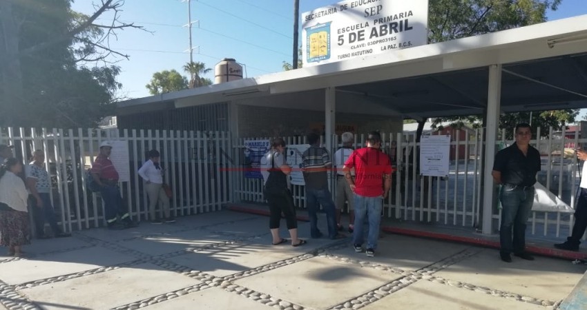 2 casillas de 8 de octubre 2da sección sin recibir a los votantes