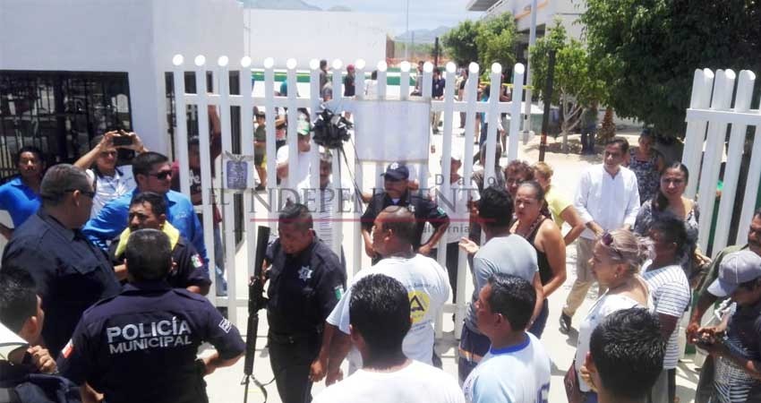 Caos en casilla especial de Los Cabos