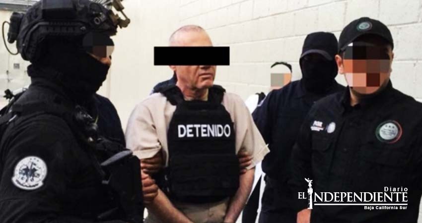 Permanecerá 'El Licenciado' en cárcel de EU hasta nueva audiencia