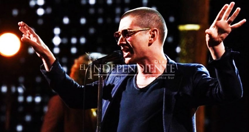 Alex Turner, de Arctic Monkeys, no tiene un pelo de tonto