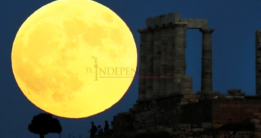 Así se vivió la 'luna de sangre' en Asia, África y Europa