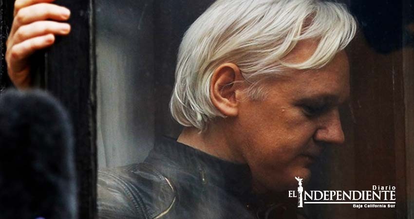 Assange pide ayuda a Australia ante temor a expulsión de embajada ecuatoriana