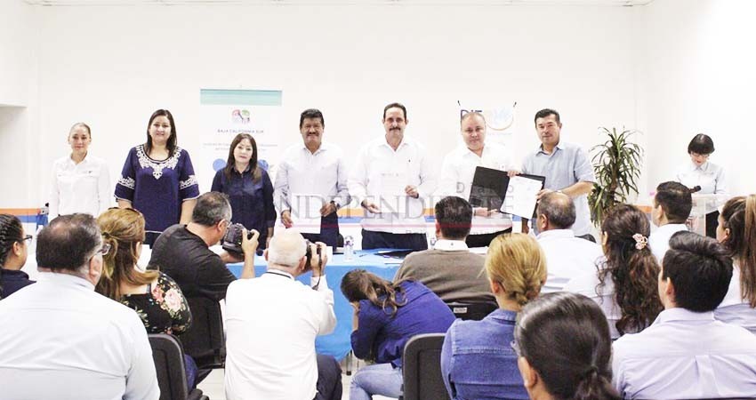 Exhiben bonos de sindicalizados de La Paz por 43 mdp