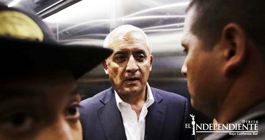 Expresidente guatemalteco Otto Pérez Molina recibe atención médica