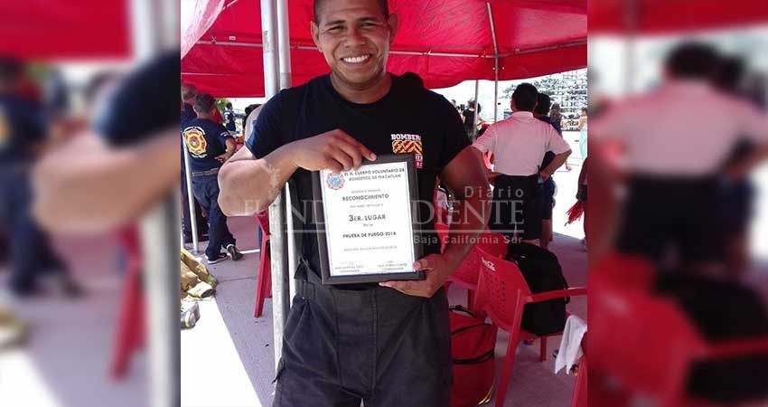 Bombero de La Paz logra tercer lugar en competencia regional