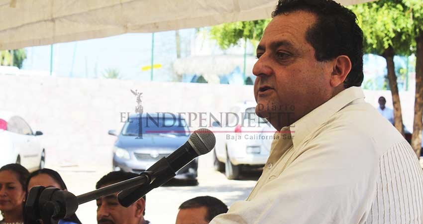 Cuestionan estudiantes a gobernador sobre operatividad de la Casa del Estudiante Sudcaliforniano en CDMX