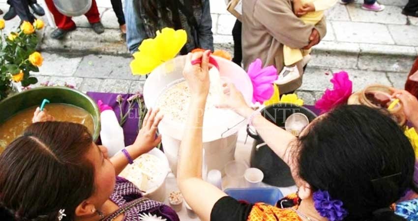 En este municipio de Oaxaca te rentan vajillas, para evitar usar unicel